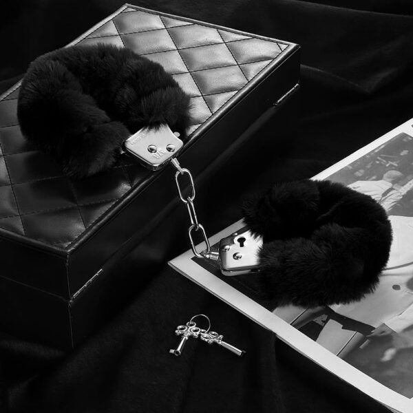 61z1uQ57ozL._AC_SL1000_